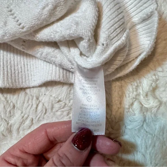 White Short Sleeve Pointelle Knit Sweater| Puff Sleeves Medium cottagecore - Picture 4 of 5